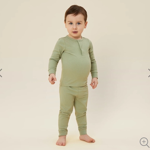 Baby Mori - Sage Ribbed Pajama Set Size 0-3 Months - Picture 8 of 9